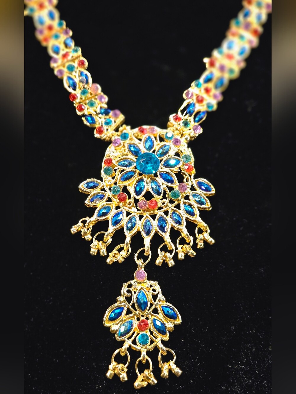 Colorful Statement Necklace Gold Tone With Muliticolored Glass Gems - Picture 2 of 7